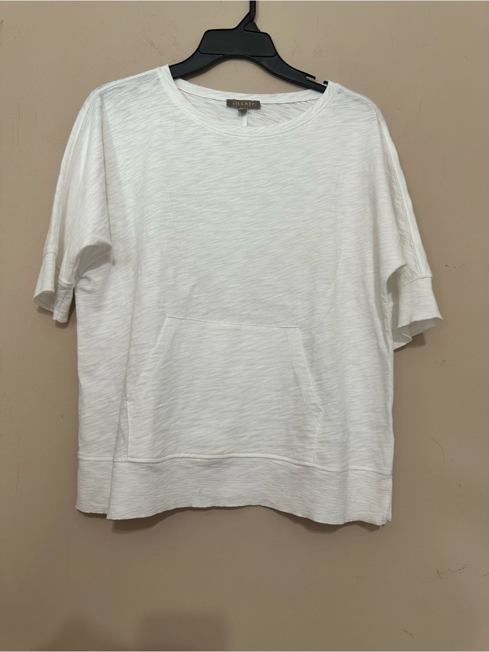 EWhite Short-Sleeve Pocket Sweatshirt